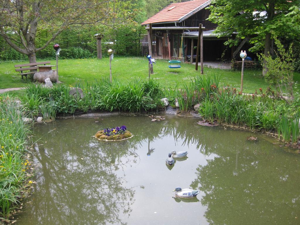 Suzanne's & Gardens