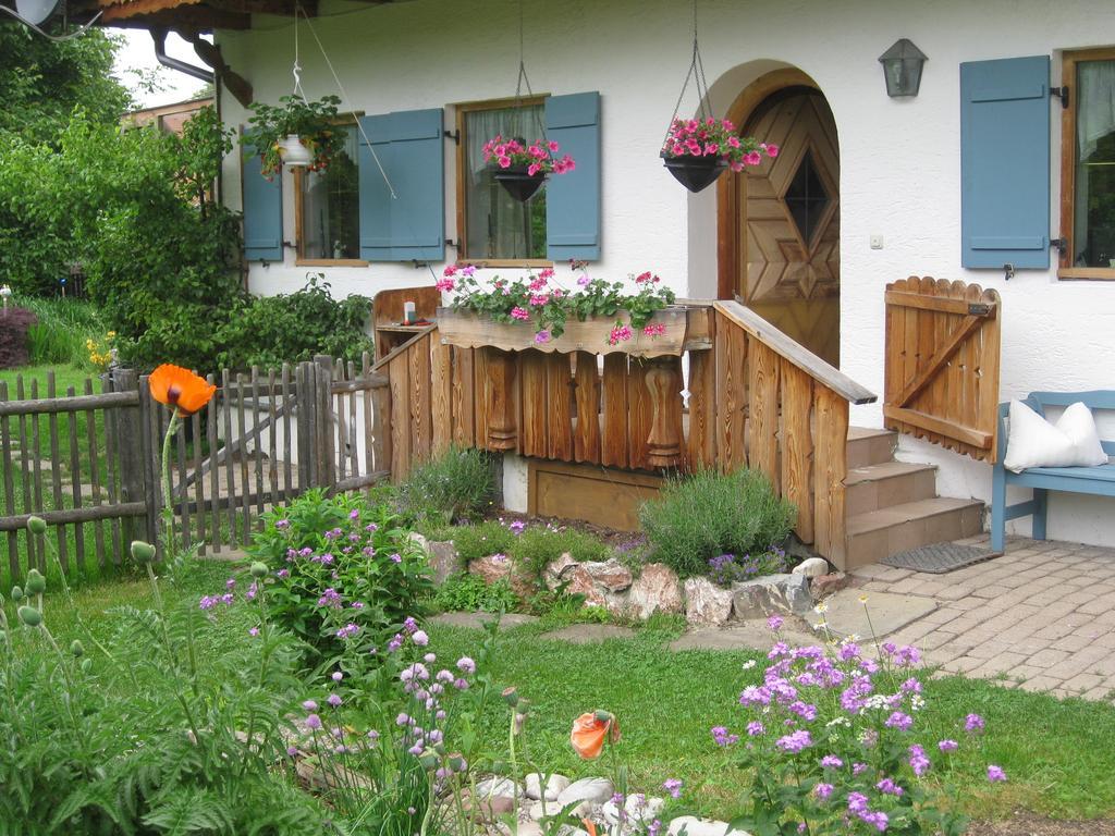 Suzanne's & Gardens
